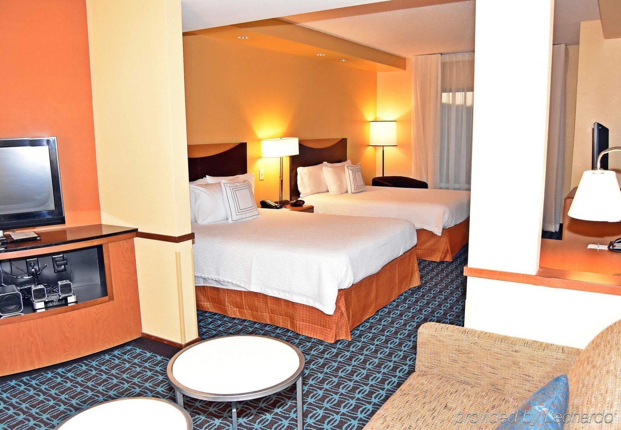 Fairfield & By Marriott