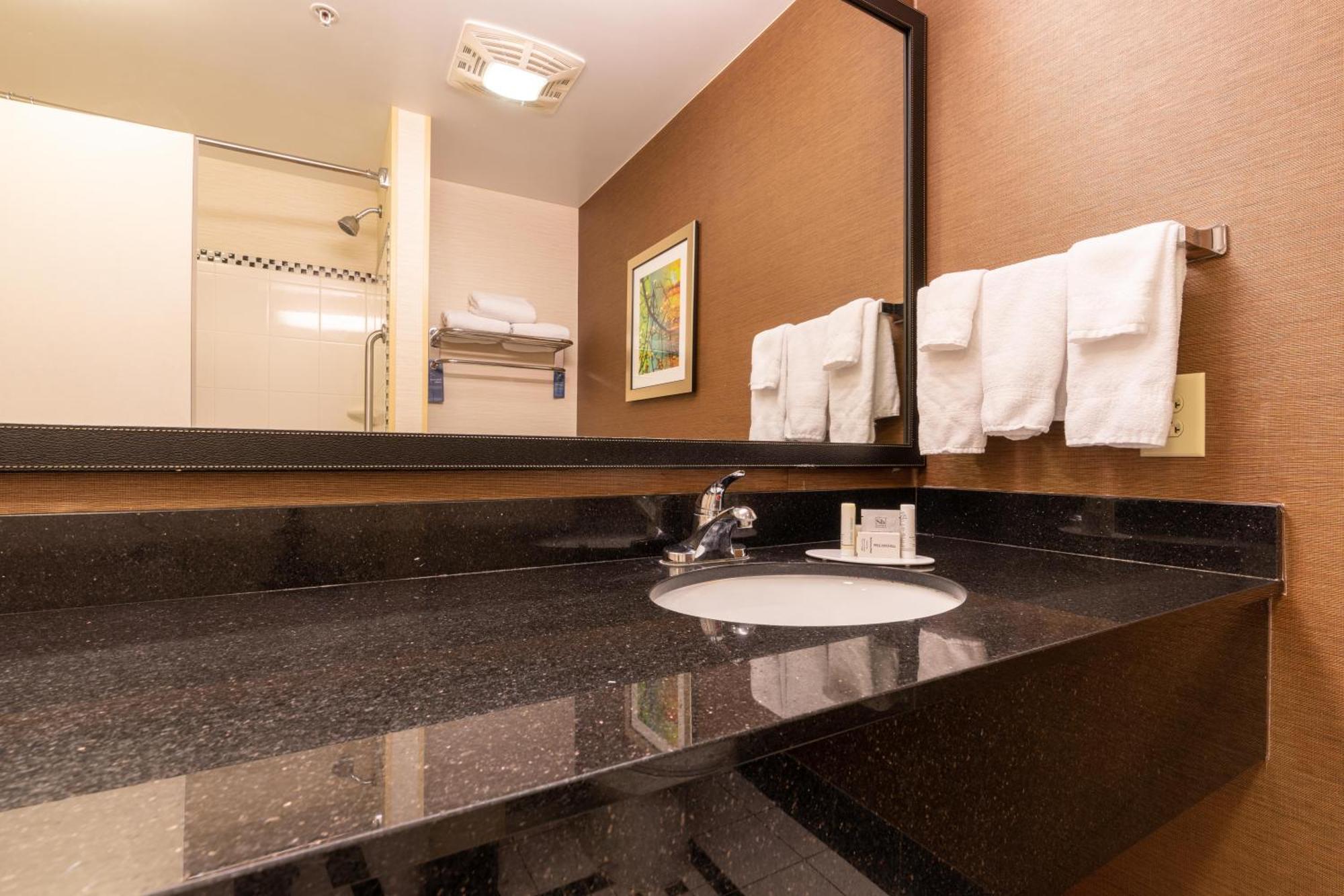 Fairfield & By Marriott Hotel